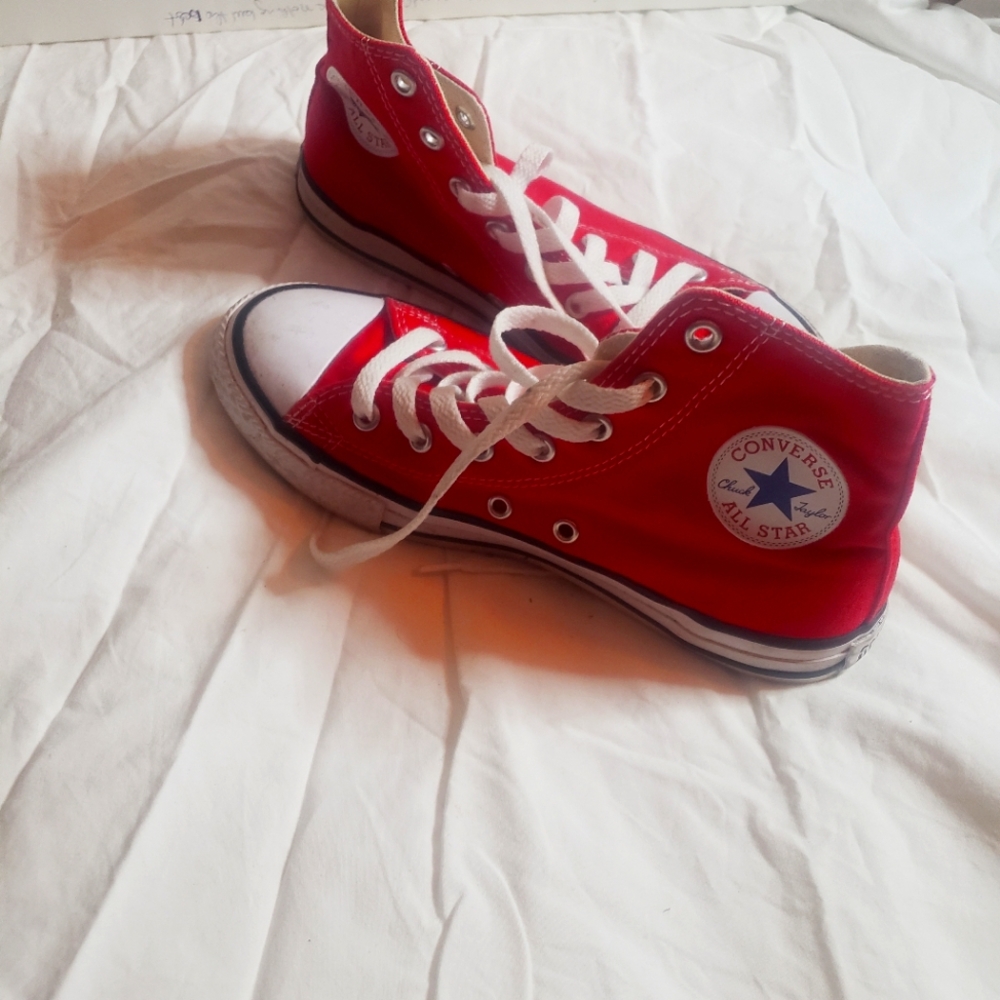 Kids sneakers